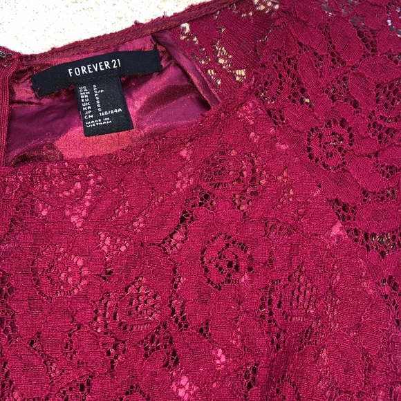 FOREVER21: Lace Magenta Mini Dress - Picture 3 of 3